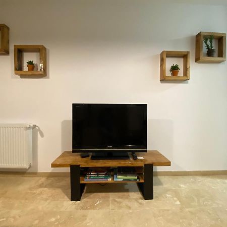 Helga'S Place Premium 1 Bedroom Condo Κλουζ-Ναπόκα Εξωτερικό φωτογραφία