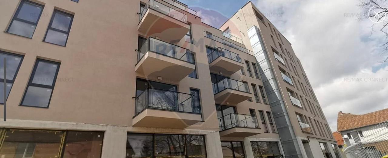 Helga'S Place Premium 1 Bedroom Condo Κλουζ-Ναπόκα Εξωτερικό φωτογραφία